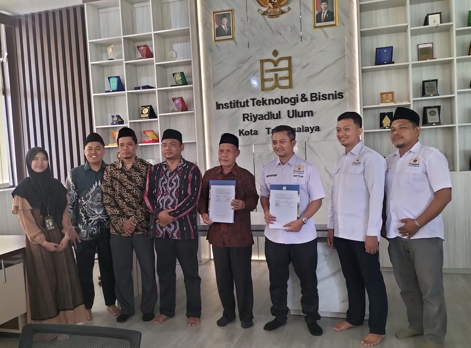 KADIN Tasikmalaya dan ITB Riyadlul Ulum Tandatangani MoU Penguatan Ekosistem Bisnis